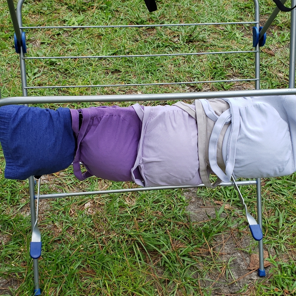 Sport style bras lot of 4 all GUC or better